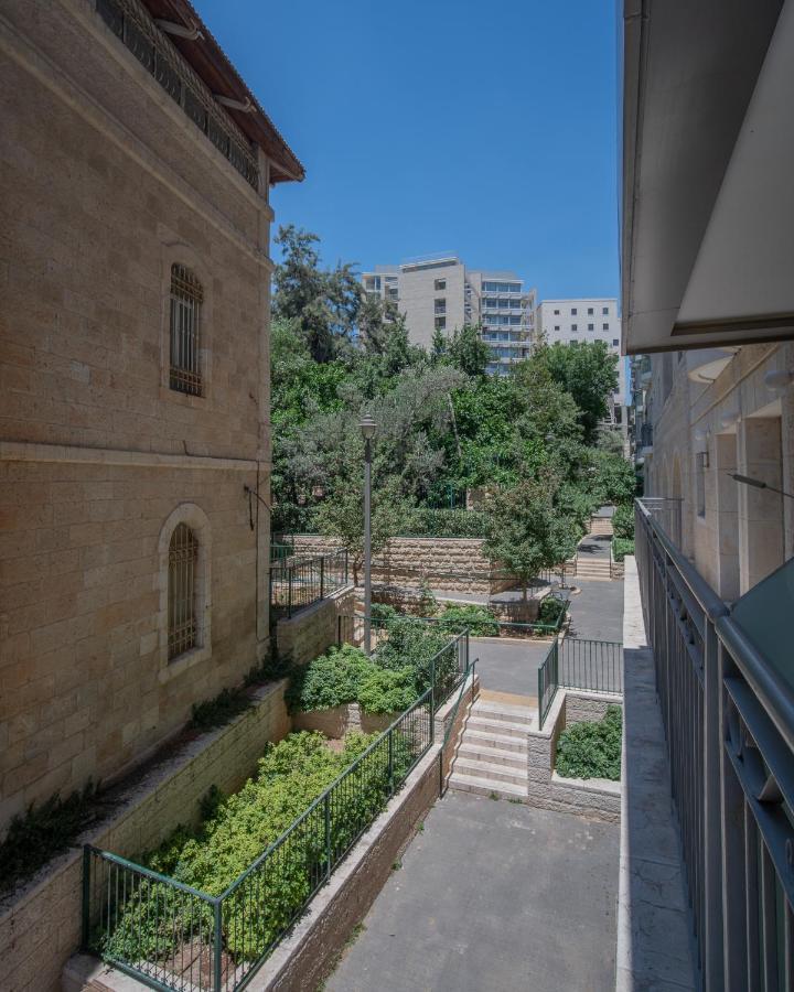 Harav Kuk Modern Apartment By Nimizz 耶路撒冷 外观 照片