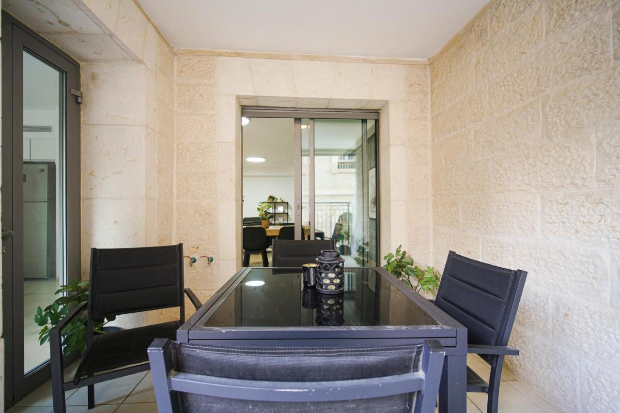Harav Kuk Modern Apartment By Nimizz 耶路撒冷 外观 照片