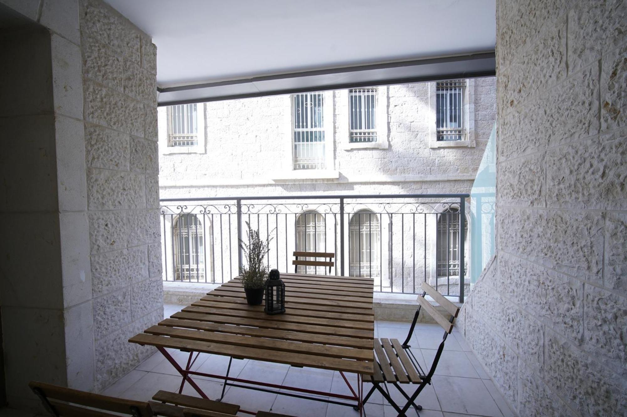 Harav Kuk Modern Apartment By Nimizz 耶路撒冷 外观 照片