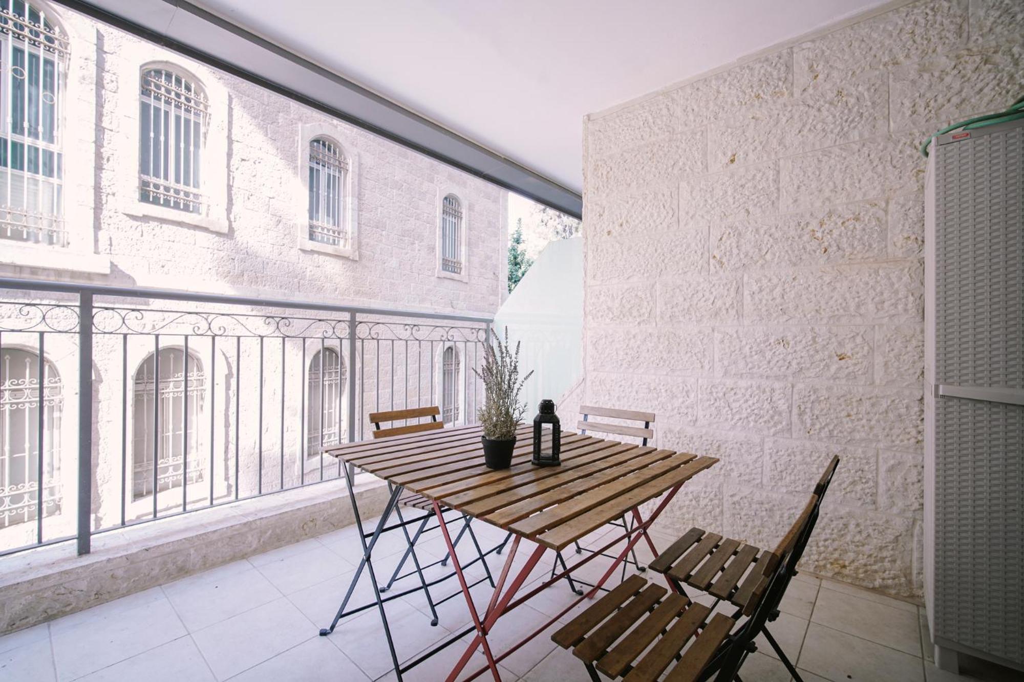 Harav Kuk Modern Apartment By Nimizz 耶路撒冷 外观 照片